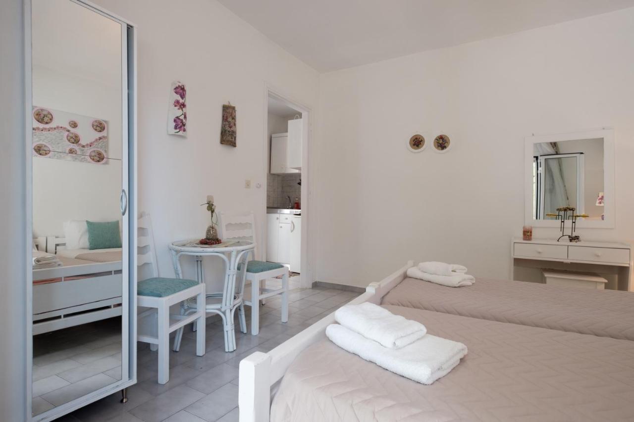 Eftyxia Apartments ปาเลโอกัสไตรซา ภายนอก รูปภาพ